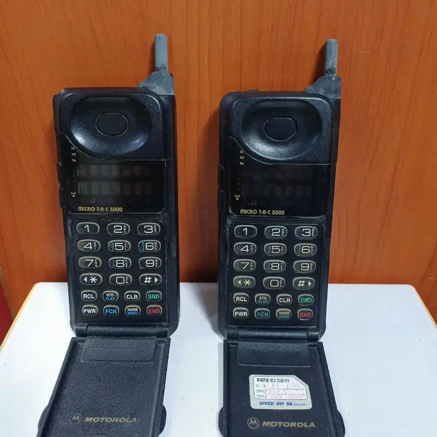 [BUNJANG] Motorola MICRO T-A-C 5000 Mobile Phone (2 Units) / 모토로라 MICRO T-A-C 5000 2개 ..