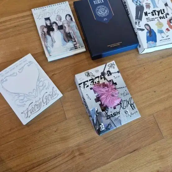 [BUNJANG] NMIXX Merchandise Bundle Set / 엔믹스 굿즈 일괄판매