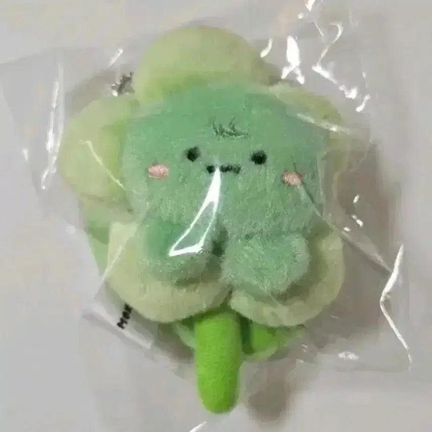 [BUNJANG] MONSTA X Monmoongi Cherry Blossom Keychain Doll Chaebugi / 몬스타엑스 몬뭉치 꽃키링 인형 채부기