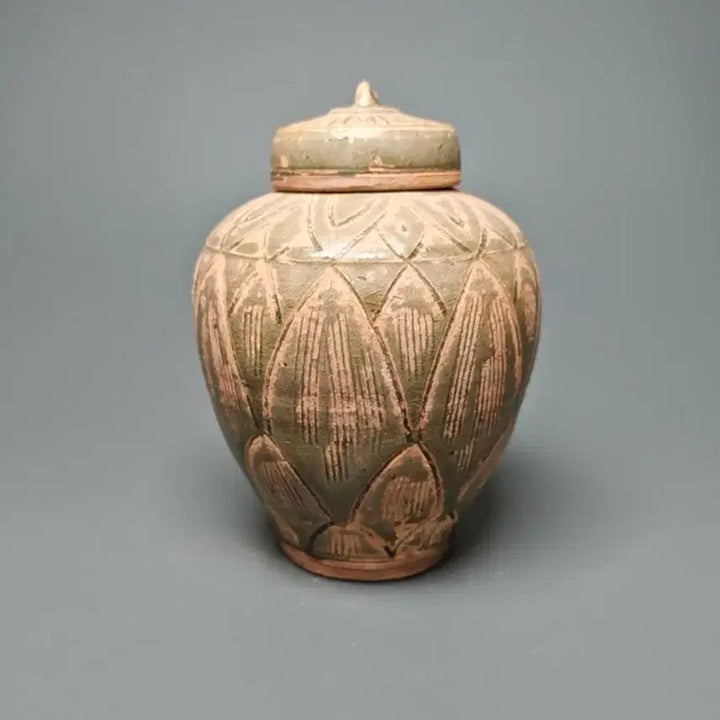 [BUNJANG] Yuan Dynasty Celadon Lotus Pattern Jar with Lid / [진품] 출토품 원대 연화문 청자 합호 항아리 중국도자기 골동품 수집품