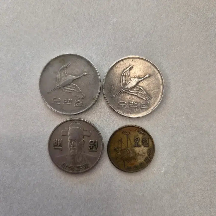 [BUNJANG] Rare Coin Collection - 500 Won (1982), 100 Won (1974), 5 Won (1972) / 희귀 동전 수집 주화 수집 동전구매