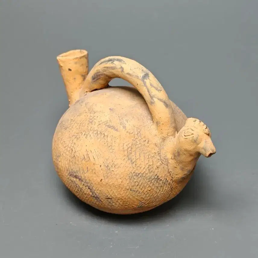 [BUNJANG] Genuine Han Dynasty Celadon-headed Ewer - Chinese Antique Pottery / [진품] 출토품 한대 계수형 토기 수병 중국도자기 골동품 고미술품 수집품