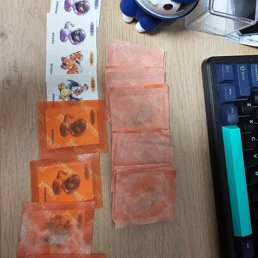 [BUNJANG] Pokemon Sticker Art Collection: Charizard, Vulpix, and More / 포켓몬스터 띠부씰 아트워크 26개 리자몽 등등