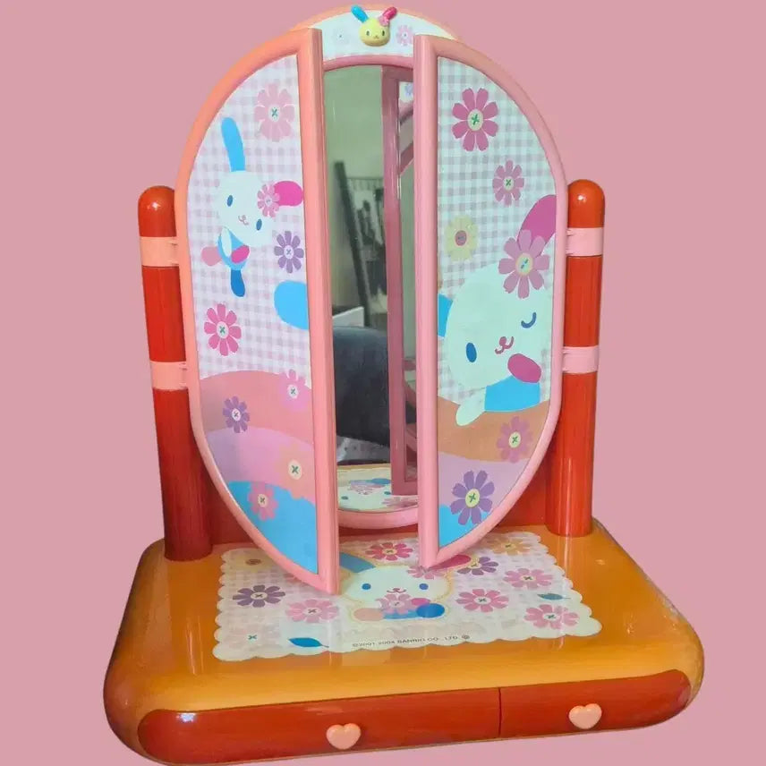 [BUNJANG] Sanrio Usahana Classic Dresser / 산리오 우사하나 고전 드레서