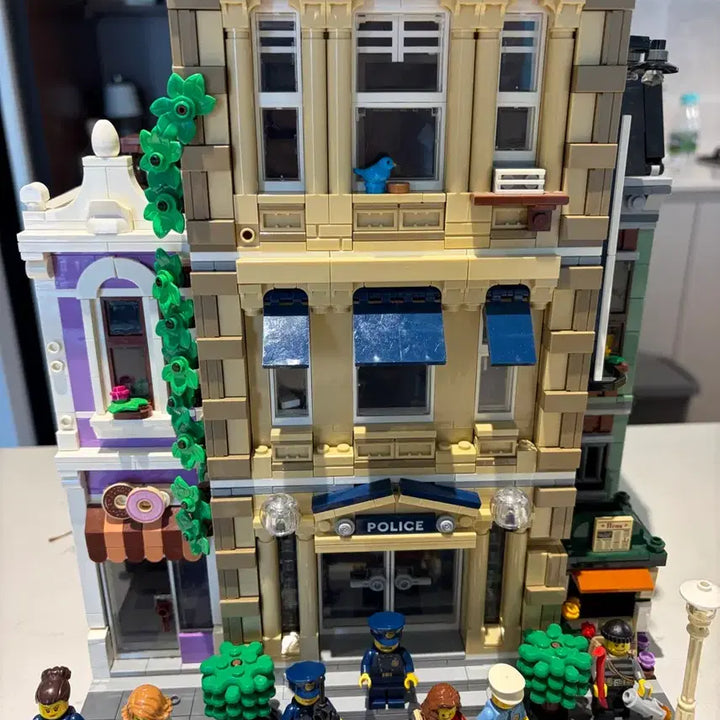 [BUNJANG] LEGO 10278 Police Station / 레고 10278 경찰서