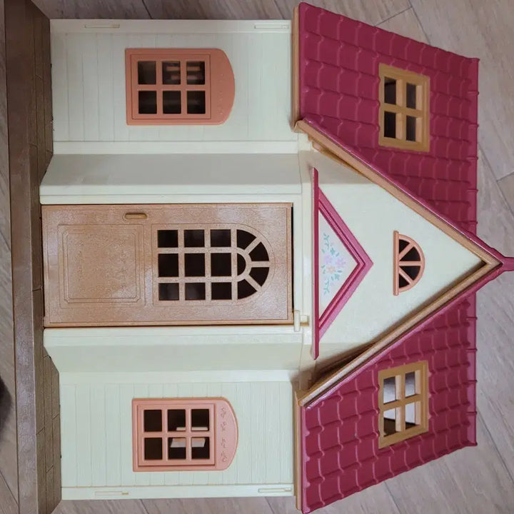 [BUNJANG] Sylvanian Families 2-Story House / 실바니안 2층집 하우스