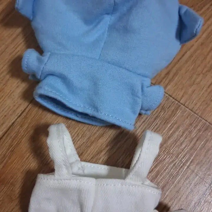[BUNJANG] 10cm Doll Clothes Shark Overalls / 10cm 인형옷 상어 후드 멜빵 바지