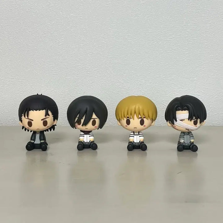 [BUNJANG] Attack on Titan Chokonokko Figure Set (Eren, Mikasa, Armin, Levi) / 진격의거인 초코노코 각자의결의 쿠지 H상 4종 일괄
