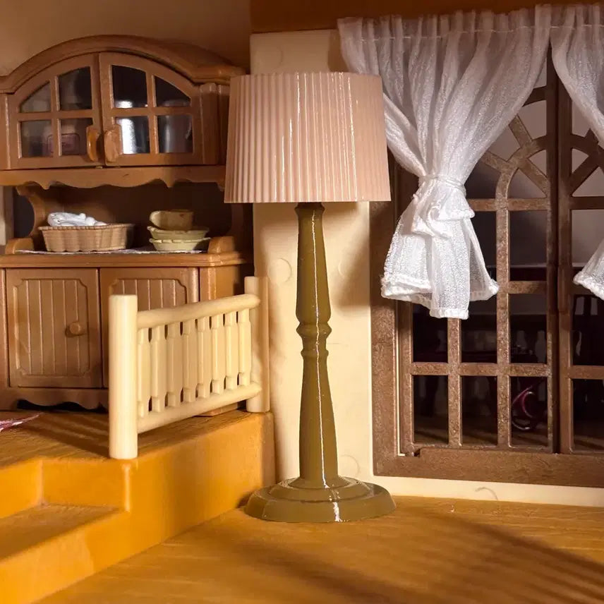 [BUNJANG] Sylvanian Families Adjustable Floor Lamp Stand / 미니어처 플로어 램프 스텐드 길이조절 가능