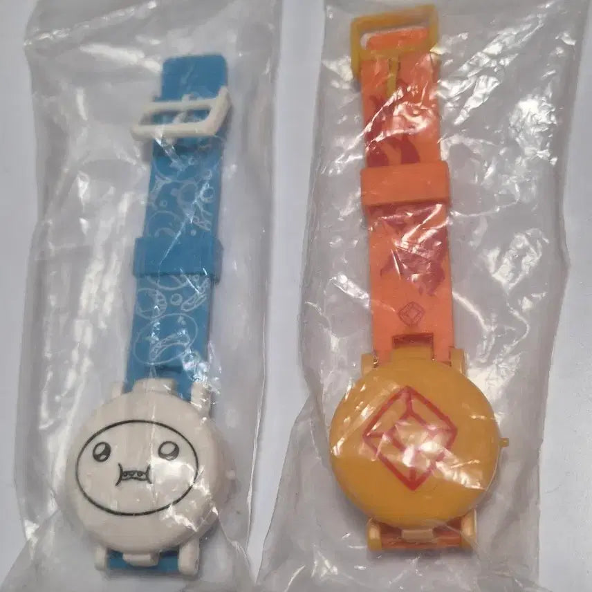 [BUNJANG] Adventure Time Gacha Wristwatch 3-Piece Set (Finn, Princess Bubblegum, Jake) / 일괄) 어드벤처타임 어탐 가챠 시계 4종 핀 불꽃공주 울룩불룩공주 제이크