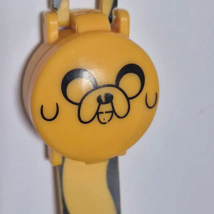 [BUNJANG] Adventure Time Gacha Wristwatch 3-Piece Set (Finn, Princess Bubblegum, Jake) / 일괄) 어드벤처타임 어탐 가챠 시계 4종 핀 불꽃공주 울룩불룩공주 제이크