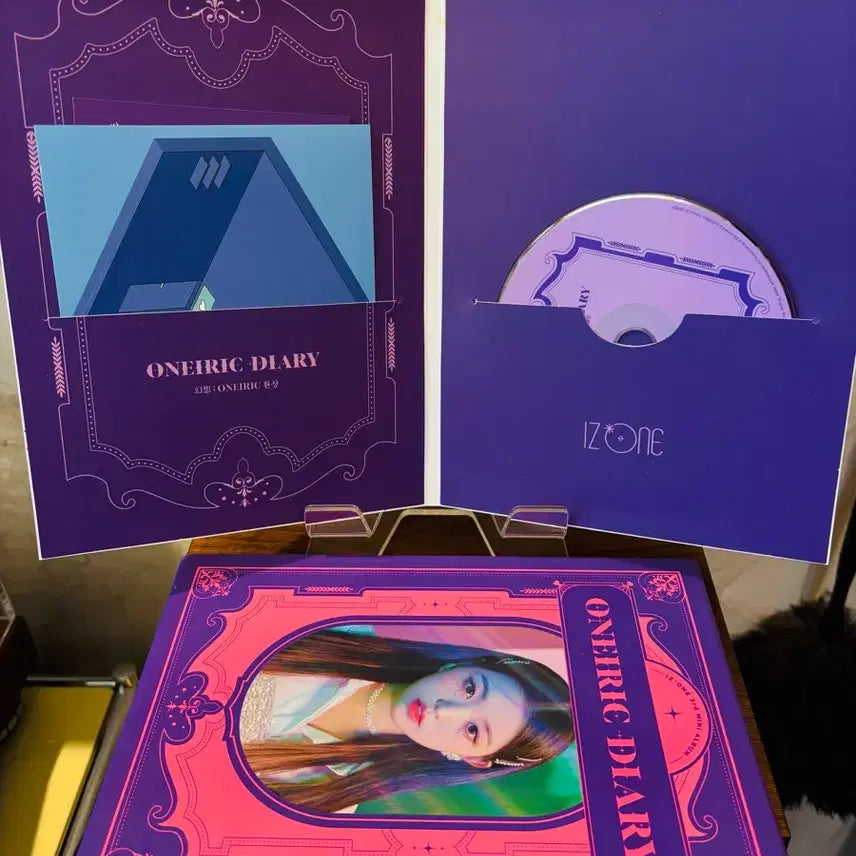 [BUNJANG] IZ*ONE Mini Album Vol. 3 (3 Versions) + 2 Photobooks / 아이즈원 미니앨범 3집 3종 + 포토북2권