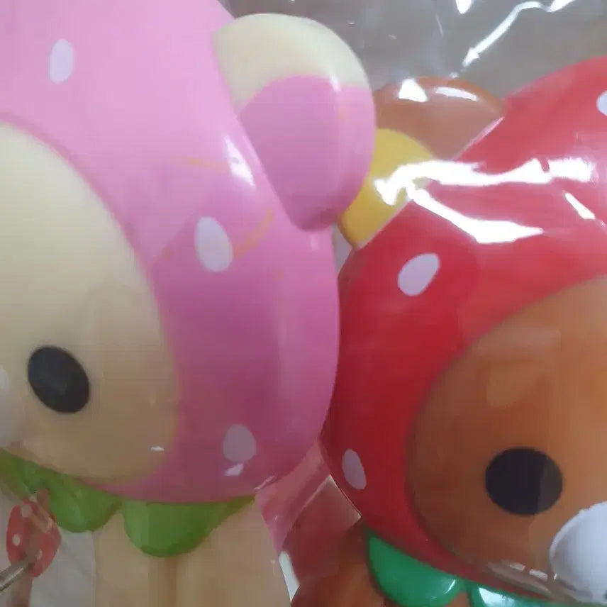 [BUNJANG] Rilakkuma Korilakkuma Strawberry Die-cut Clip / 리락쿠마 코리락쿠마 딸기 다이컷 집게