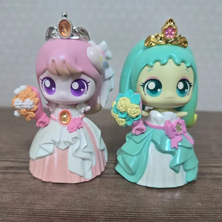 [BUNJANG] Catch Teenieping Jewel Princess Arimping Iselping Figure Set / 캐치티니핑 보석 웨딩프린세스 피규어 아름핑 이슬핑