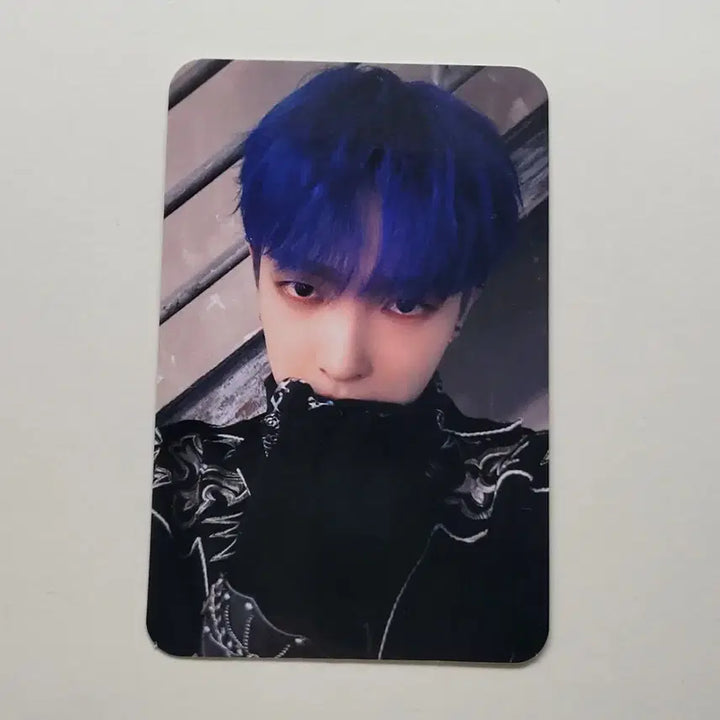 [BUNJANG] ATEEZ Hongjoong Outlaw YES24 Photocard / 에이티즈 홍중 아웃로우 예사 포토카드