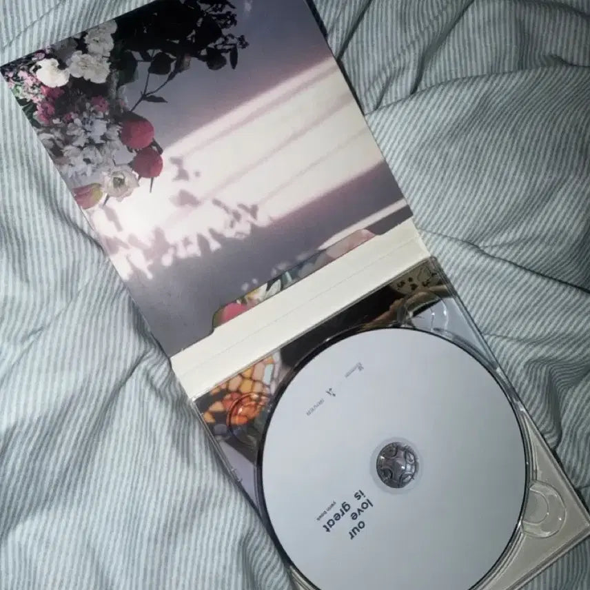 [BUNJANG] Yerin Baek Our Love Is Great Album CD / 백예린 our love is great 앨범 cd
