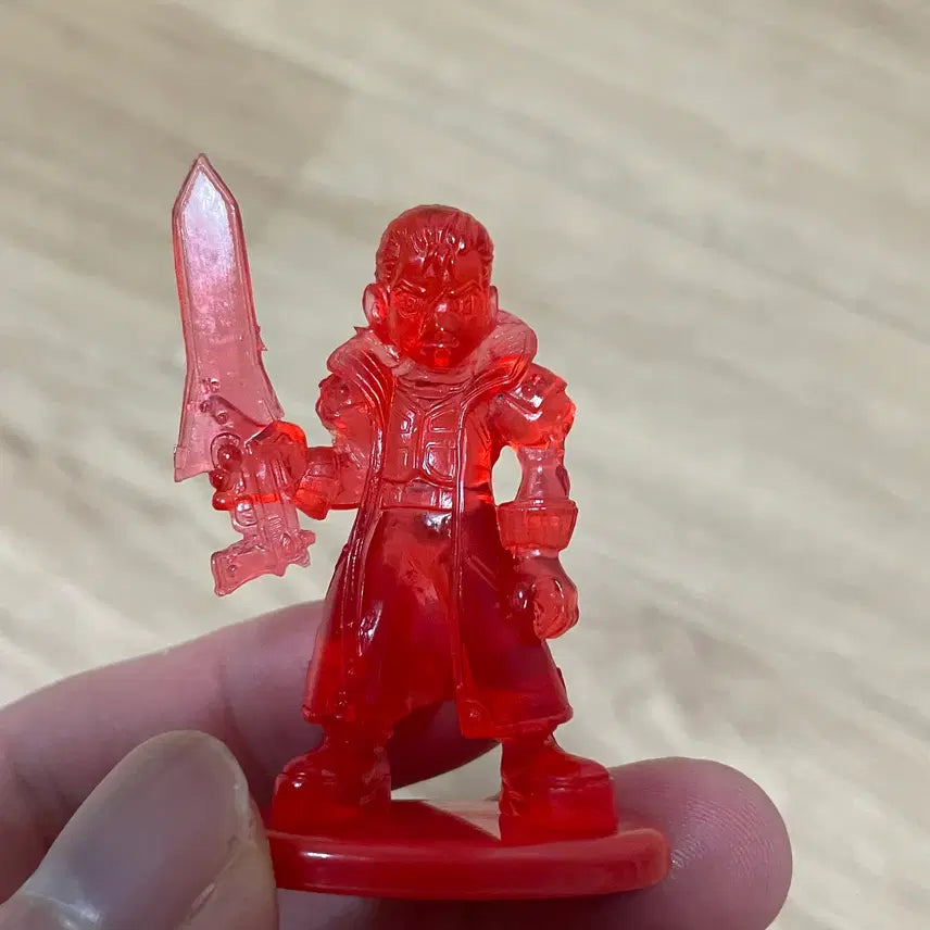[BUNJANG] Coca-Cola Final Fantasy VIII Squall Clear Ver. Mini Figure / 코카콜라 파이널판타지 8 미니피규어 사이퍼 클리어ver