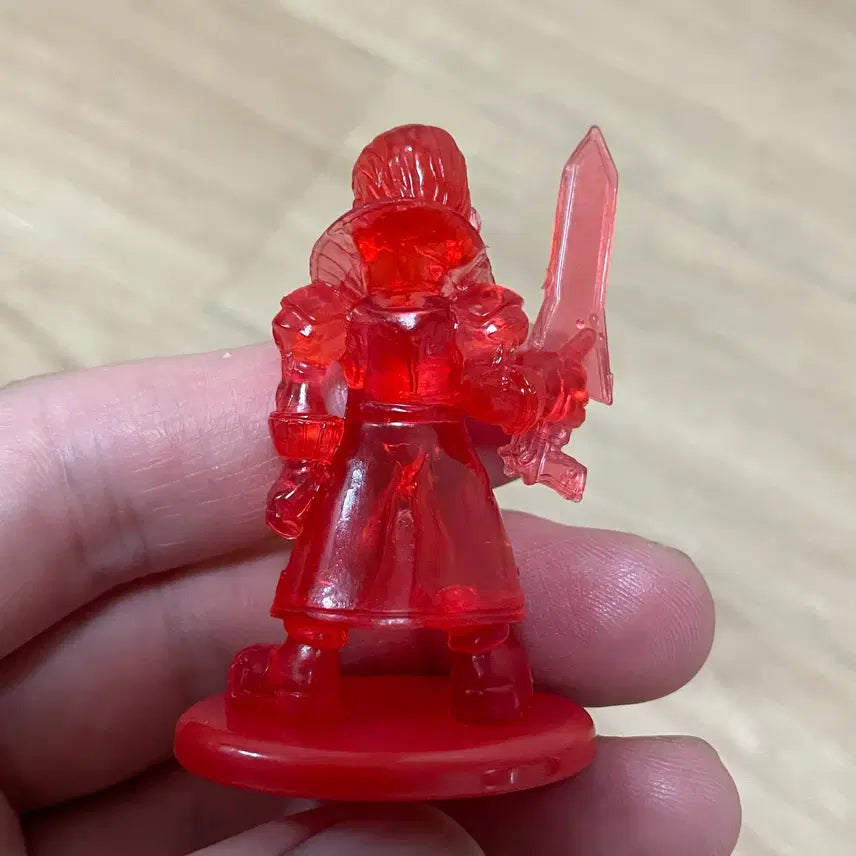 [BUNJANG] Coca-Cola Final Fantasy VIII Squall Clear Ver. Mini Figure / 코카콜라 파이널판타지 8 미니피규어 사이퍼 클리어ver