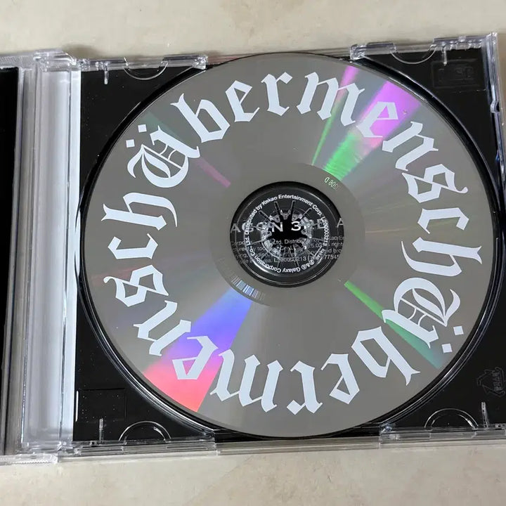 [BUNJANG] G-Dragon Signed Womanship Album (Mint) / 지드래곤 친필사인 위버맨쉬 앨범 민트
