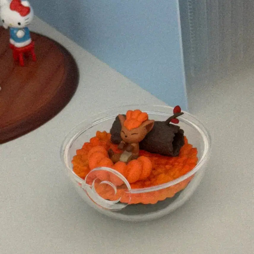 [BUNJANG] Pokemon Vulpix Terrarium Figure / 포켓몬 식스테일 리멘트 테라리움