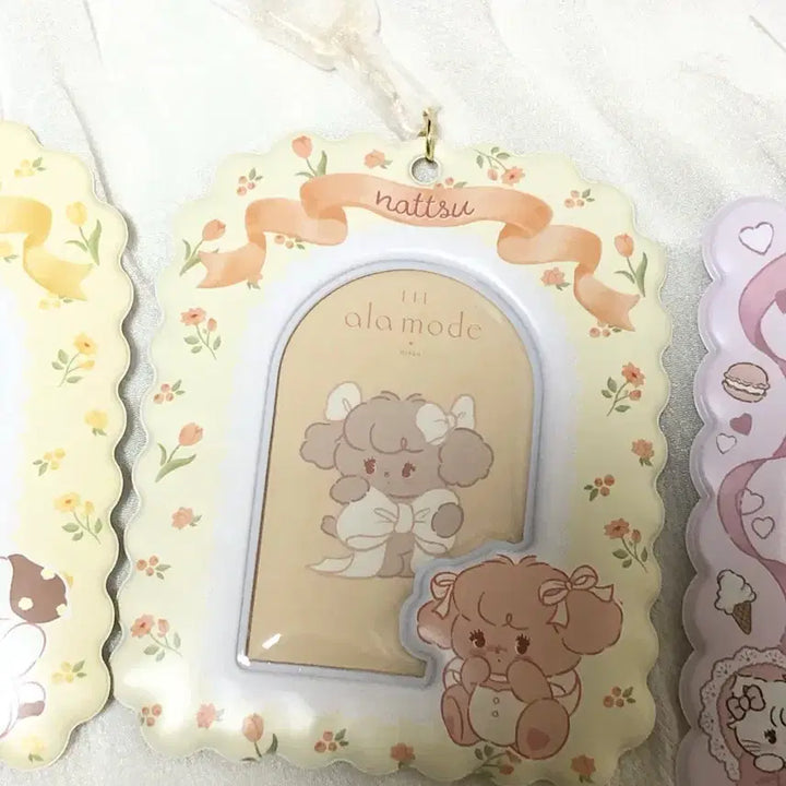 [BUNJANG] Miko Friends Miko Characters Random Photocard Holder / 미코프렌즈 미코캐릭터즈 랜덤 포토카드 홀더 새상품(무스,수플레1,넛츠)