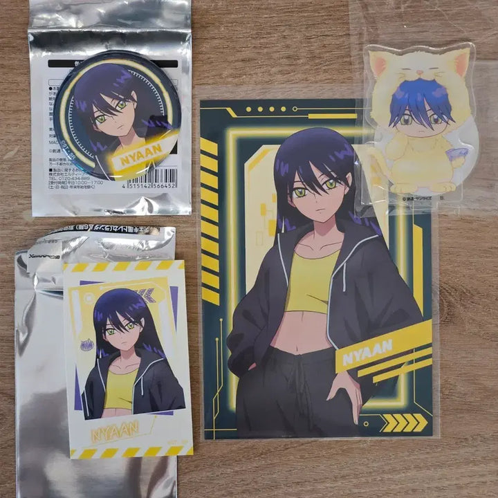 [BUNJANG] Gukaksu Nyan Cafe Goods &amp; Mofumofu Acrylic Bundle / 일괄) 지쿠악스 냐안 카페 굿즈 및 모후모후 아크릴