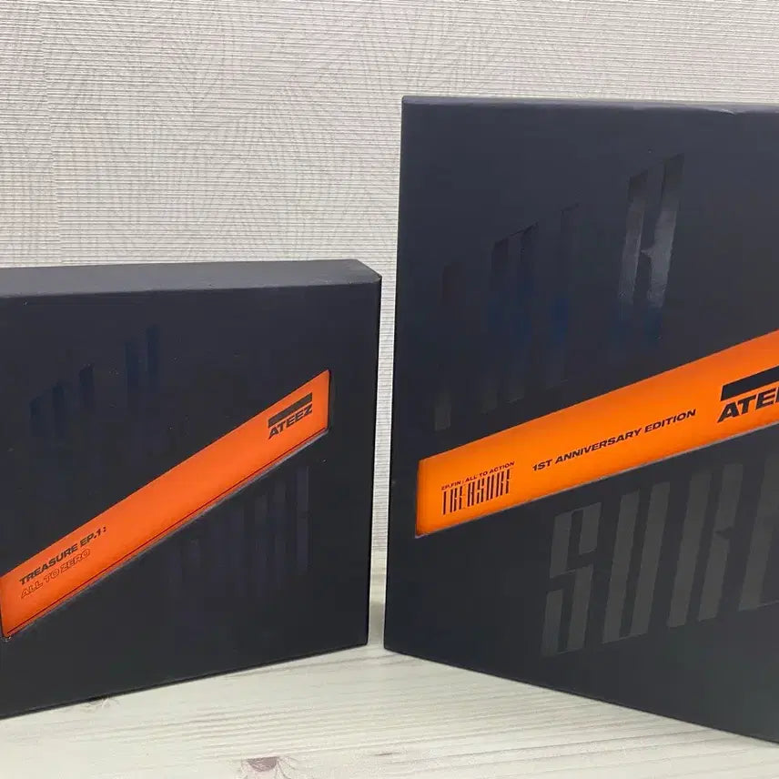 [BUNJANG] ATEEZ Debut Album &amp; 1st Anniversary Album Bundle Set / 에이티즈 데뷔 앨범, 1주년 앨범 일괄