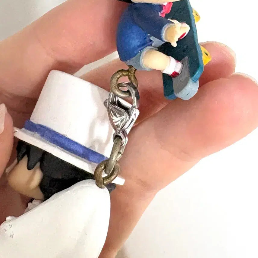[BUNJANG] Detective Conan "Da-long Gacha" Set - Keyring Figures (Heiji, Kaito Kid, Shinichi, Ran) / (일괄)명탐정코난 코난 대롱가챠 키링 피규어 가챠 괴도키드 안기준 남도일