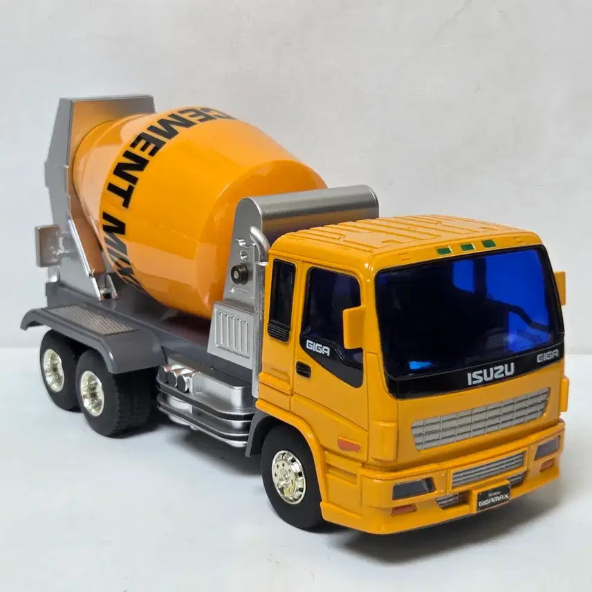 [BUNJANG] Isuzu Cement Mixer Truck Model / 이스즈 일본 시멘트 믹서트럭 트럭모형 일본트럭