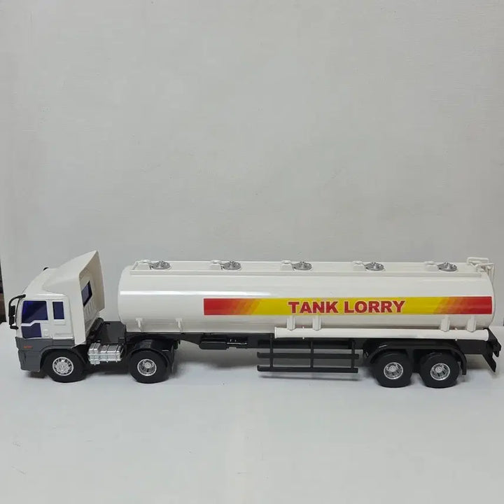 [BUNJANG] Vintage Tanker Truck Japanese Old Toy Minicar (42cm) / 빈티지 탱크로리 일본 42센티 미니카 올드토이