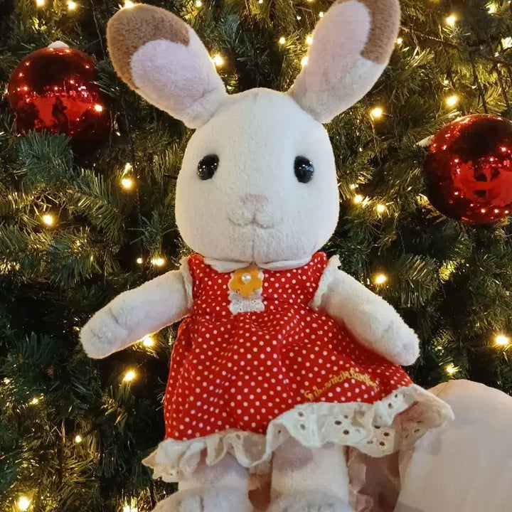 [BUNJANG] Sylvanian Families Chocolate Rabbit Freya Girl Doll (Vintage) / 실바니안 패밀리 초콜릿 토끼 소녀 프레야 인형 고전 빈티지 키덜트 초희귀 유일매물