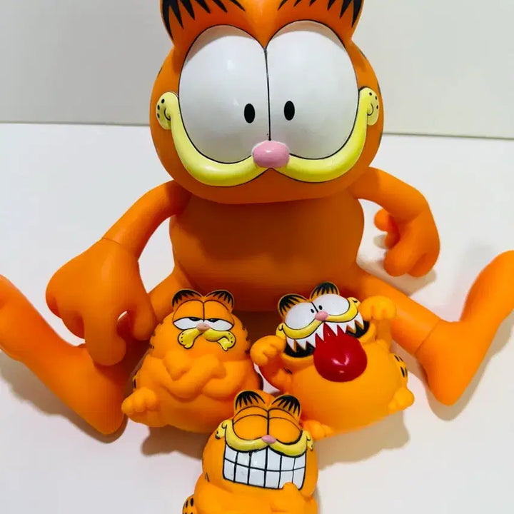 [BUNJANG] Garfield 4-Piece Figure Set / 가필드 피규어 4종 세트