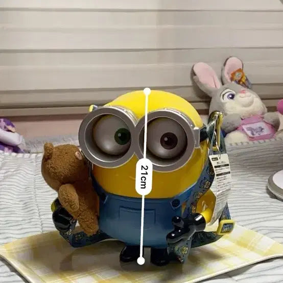 [BUNJANG] Minions Popcorn Bucket with Teddy Bear Figure / 미니언즈 팝콘 통 곰돌이 인형 포함 유니버셜