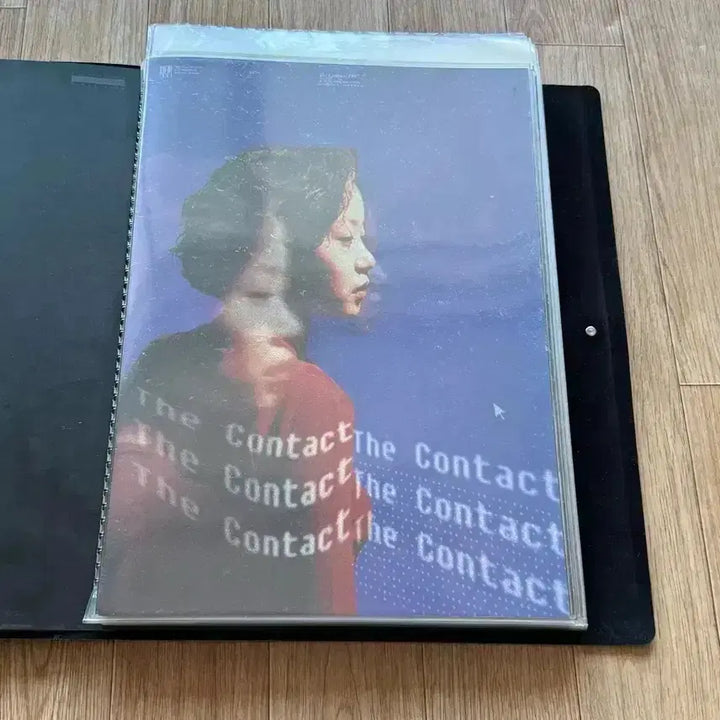 [BUNJANG] Jeon Do-yeon Masterpiece Collection: Movie Posters &amp; Postcards / 전도연 특별전 포스터 해피엔드 무뢰한 접속 멋진하루 밀양이창동 친필싸인