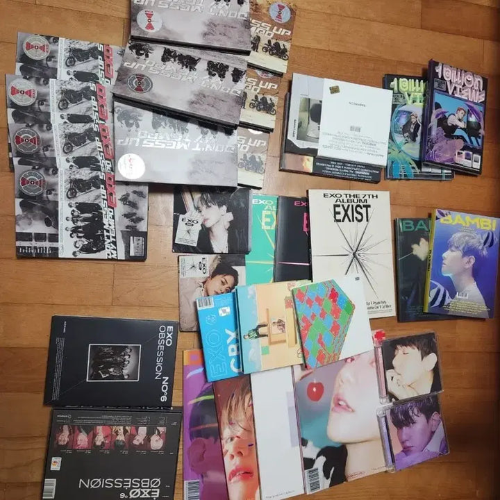 [BUNJANG] EXO Album Photocard DVD Sminee Bundle Set / 엑소 굿즈(앨범 포카 DVD 스미니) 급처