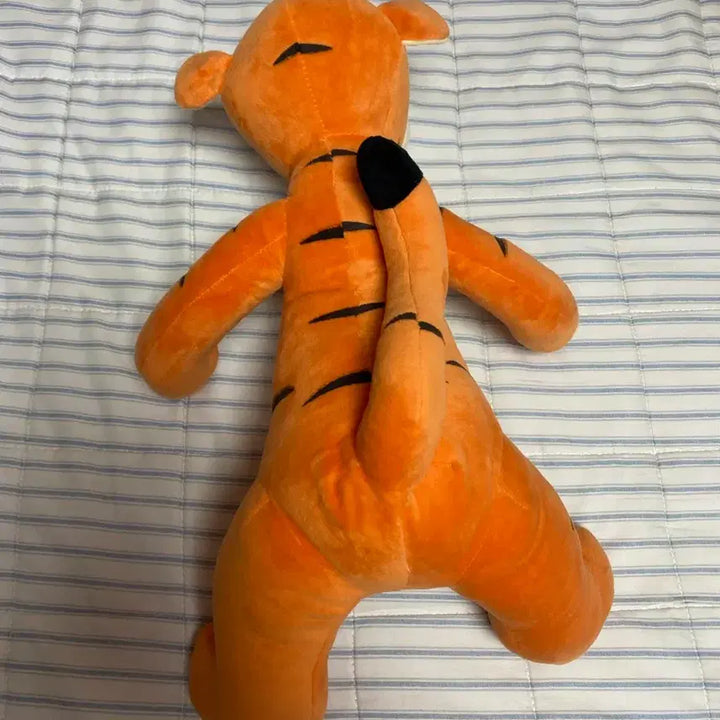 [BUNJANG] Winnie the Pooh Tigger Plush Toy / 곰돌이 푸 티거 인형