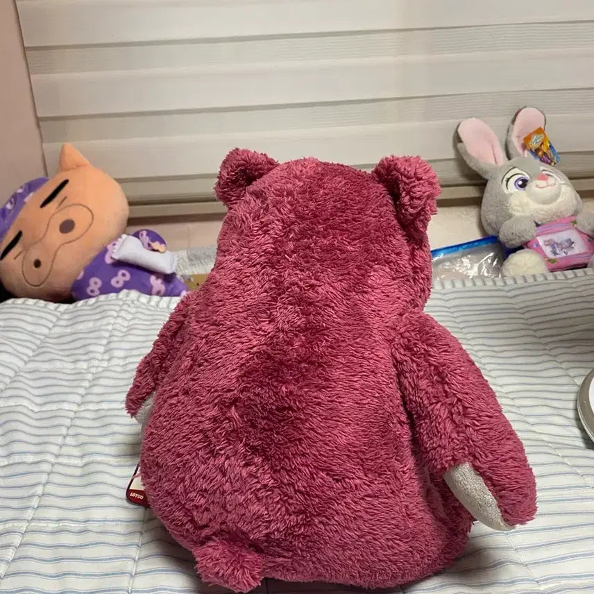 [BUNJANG] Lotso Strawberry Scented Plush Toy / 랏소 딸기향 인형