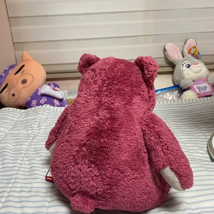 [BUNJANG] Lotso Strawberry Scented Plush Toy / 랏소 딸기향 인형