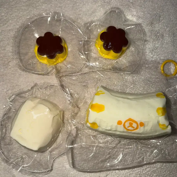 [BUNJANG] Squishy Chewy Kitty Apple Butter Squishy Toy / 말랑이 스퀴시 타바스퀴시 치즈말랑이 청사과 버터 스퀴시 쫀득 키티