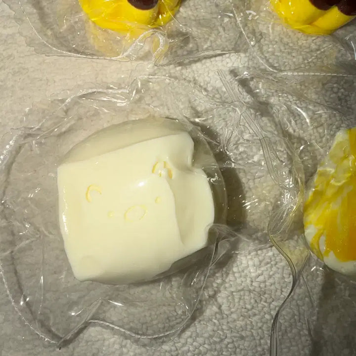 [BUNJANG] Squishy Chewy Kitty Apple Butter Squishy Toy / 말랑이 스퀴시 타바스퀴시 치즈말랑이 청사과 버터 스퀴시 쫀득 키티