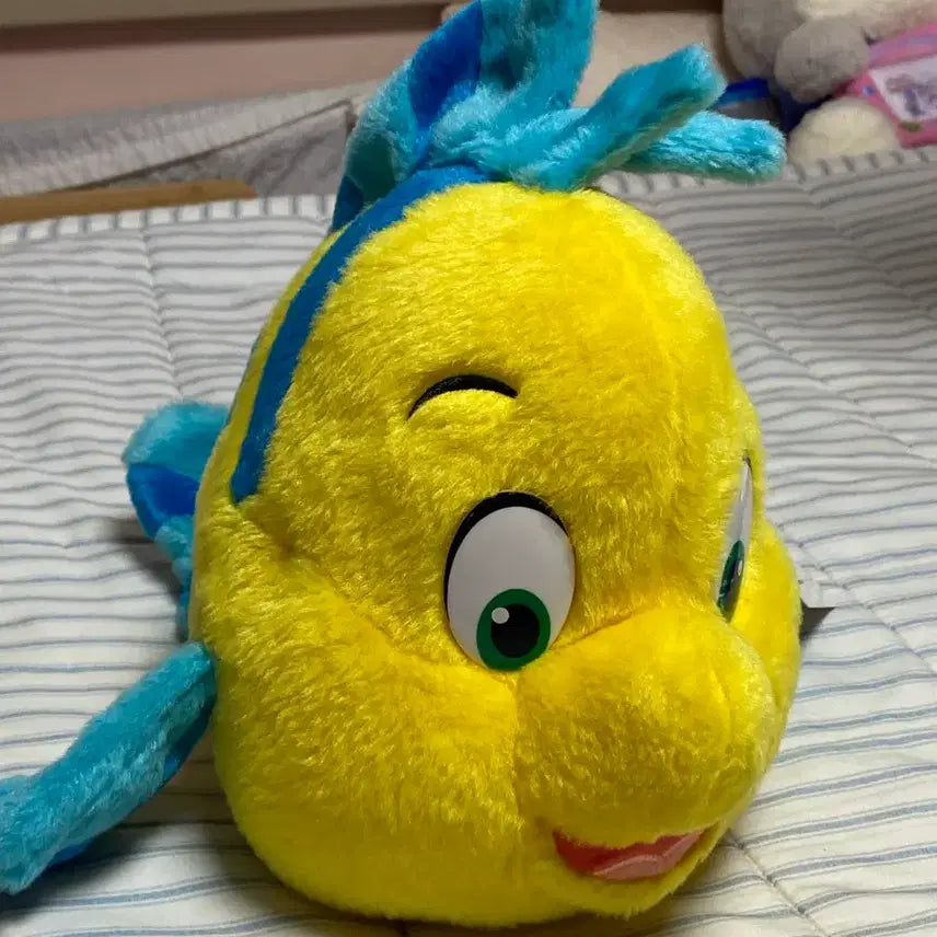 [BUNJANG] Disney The Little Mermaid Flounder Plush Toy / 디즈니 인어공주 플라운더 인형 정품