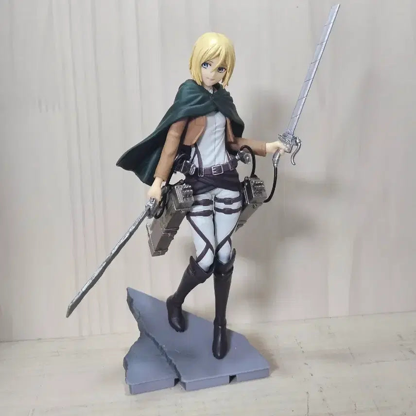 [BUNJANG] Taito Christa Figure / 진격의 거인 타이토 크리스타 피규어