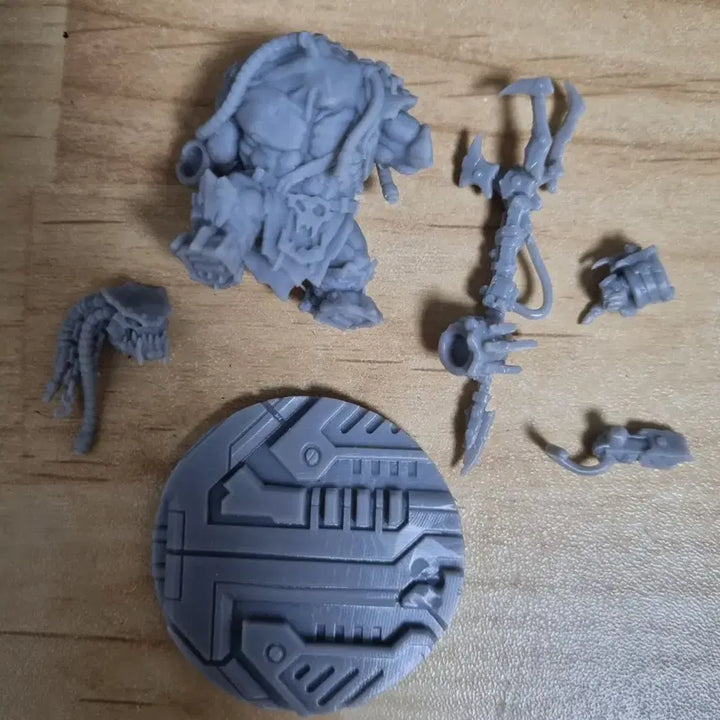 [BUNJANG] Orc Predator Resin Kit Unassembled / 오크 프레데터 레진 키트 미조립품