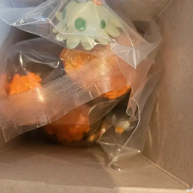 [BUNJANG] Pokemon Terrarium Collection: Small Forest Story - Torchic &amp; Shroomish Figure / 포켓몬 리멘트 작은 숲의 이야기 - 찌르꼬&amp;버섯꼬
