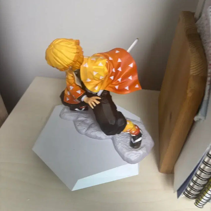 [BUNJANG] Demon Slayer Agatsuma Zenitsu Figure / 귀멸의 칼날 피규어 아가츠마 젠이츠