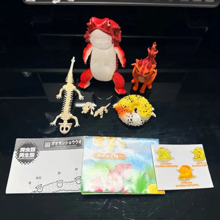 [BUNJANG] Assorted Reptile Figurines Bundle Set (Skeleton, Bearded Dragon, Leopard Gecko) / 스켈레톤, 비어디 드래곤, 레오파드 게코 등 피규어 일괄