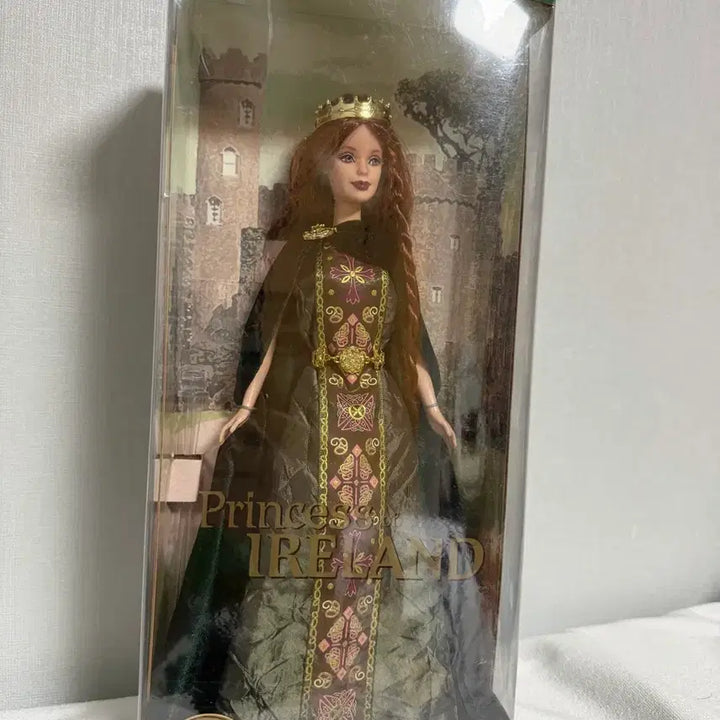 [BUNJANG] Barbie Collector Princess of Ireland Doll (Sealed) / Barbie 바비 콜렉터 프린세스(미개봉 새제품)