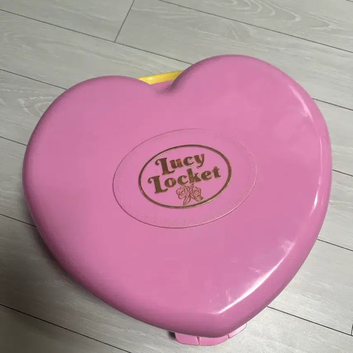 [BUNJANG] 1992 Polly Pocket Lucy Rocket Playset / 대형 폴리포켓 루시로켓 집기류 포함