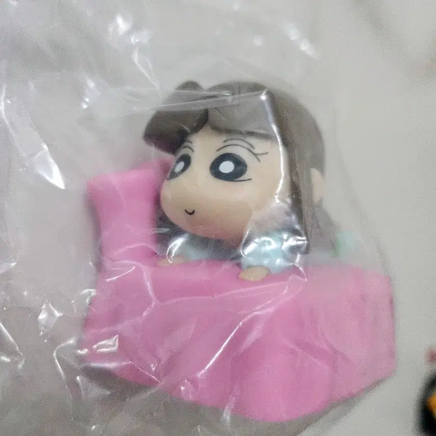 [BUNJANG] Crayon Shin-chan Suzie Hidden Pose Cushion Mood Lamp (New) / (새상품/정품) 짱구 쿠션 무드등 히든(수지)
