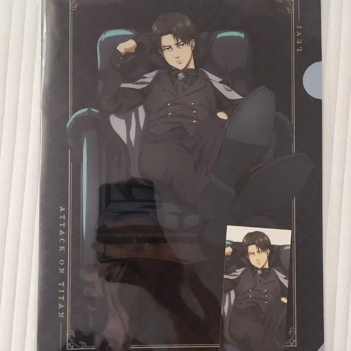 [BUNJANG] Attack on Titan Levi Animate Official L-File / 진격의 거인 리바이 애니메이트 공식 L자 파일